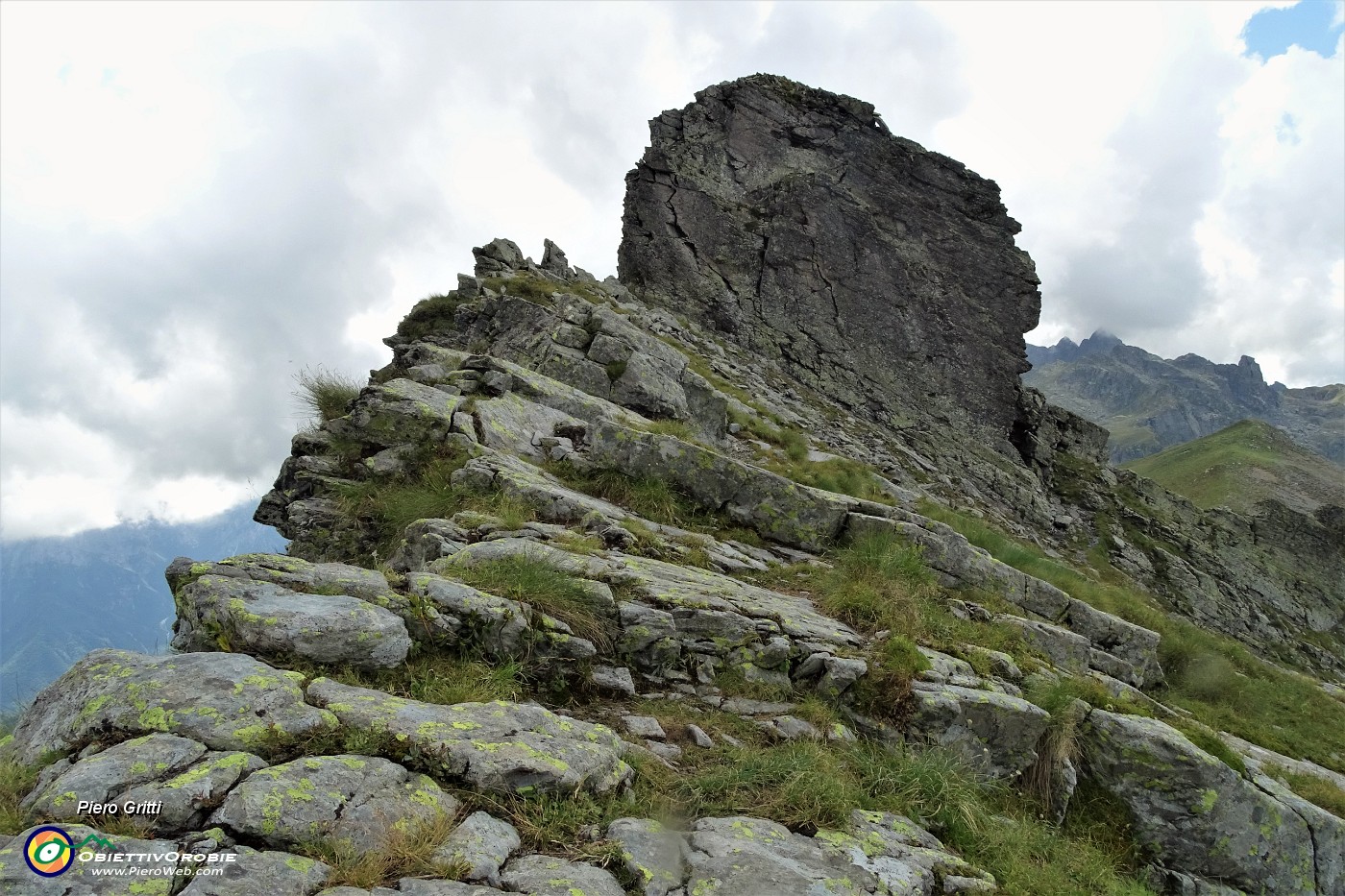 59 In traverso, bypassando il grande risalto roccioso.JPG